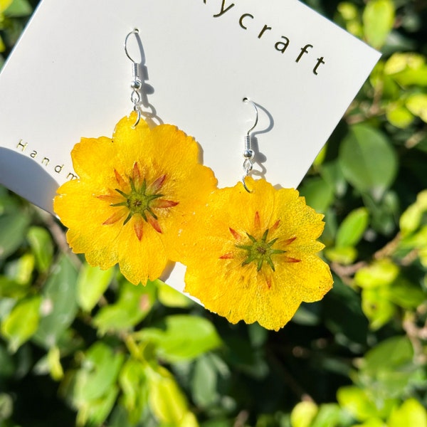 Real Gerbera Flower Earrings, Handmade Pressed Daisy Flower Resin Earrings, Dired Gerbera Flower Dangle Drop Earrings, Birthday Gift For Her