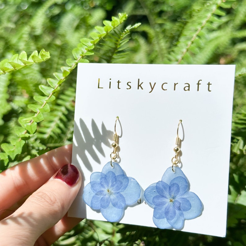 Real Hydrangea Flower Earrings, Handmade Pressed Hydrangea Flower Resin Earrings, Dired Flower Dangle Drop Earrings, Birthday Gift For Her zdjęcie 7