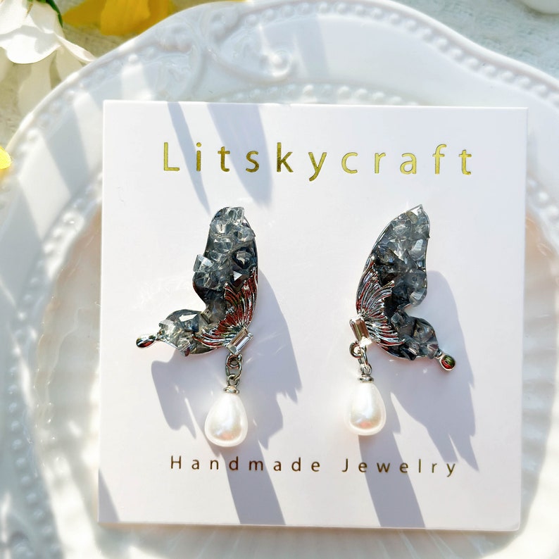 Butterfly Wing Resin Earrings, Handmade Fairy Butterfly Wing Jewerly, Gold Statement Dangle Drop Earrings, Birthday Christmas Gift for Her Gray