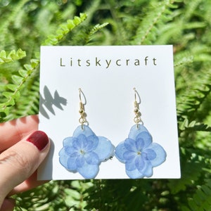 Real Hydrangea Flower Earrings, Handmade Pressed Hydrangea Flower Resin Earrings, Dired Flower Dangle Drop Earrings, Birthday Gift For Her zdjęcie 10