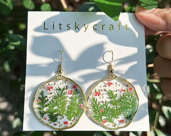 Handgemaakte kerstoorbellen echte varenblad, handgemaakte oorbellen geperst blad, hars groene bladeren oorbellen, getekende bloem sieraden, verjaardagscadeau