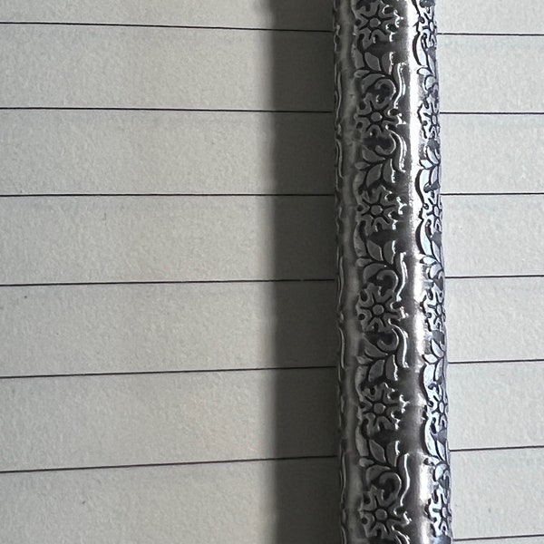 Pewter Pen Flower Design