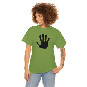 Camiseta con la huella de la mano de Trent - Isla del Drama Total imagen 2