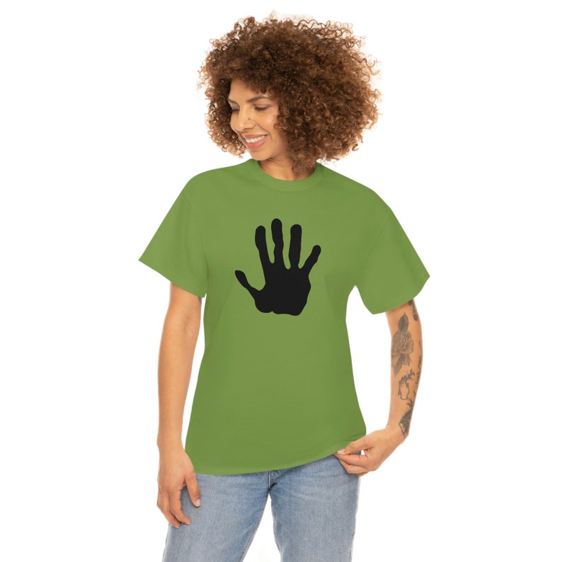 Camiseta con la huella de la mano de Trent - Isla del Drama Total imagen 2