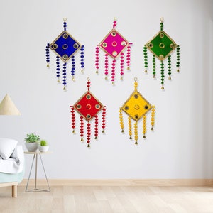 RN Hermosa cometa decorada con espejo para decoración para todos los festivales / Diwali / ceremonias. Juego de 5 piezas, tamaño: 20 pulgadas de arriba a abajo
