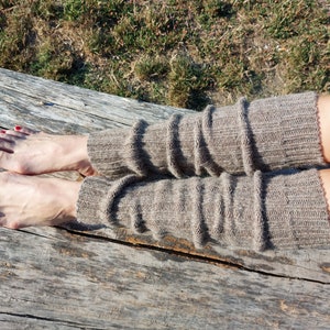 Jambières en laine d'alpaga italienne Chaussettes longues tricotées en laine épaisse Jambières hautes tissées Chaussettes de danse de yoga tongs Fabriqué en Italie image 5