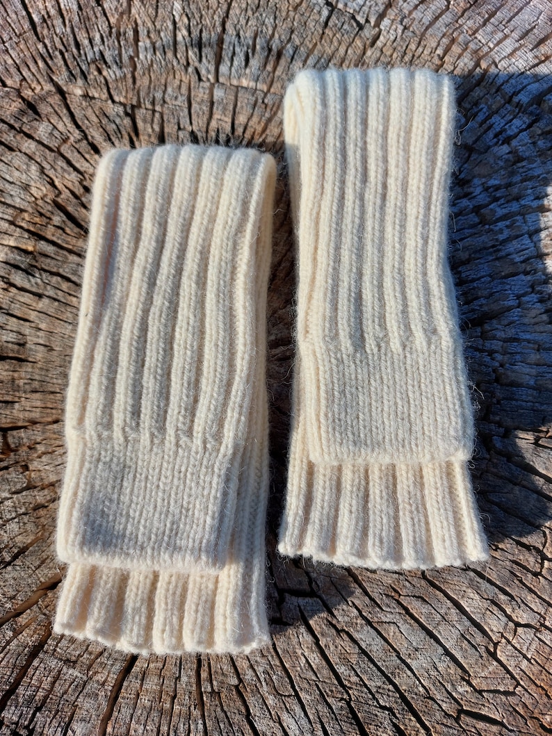 Italian Alpaca Wool Leg Warmers Long knitted thick wool socks Weaven knee high leg warmers Flip flop yoga dance socks Made in Italy White