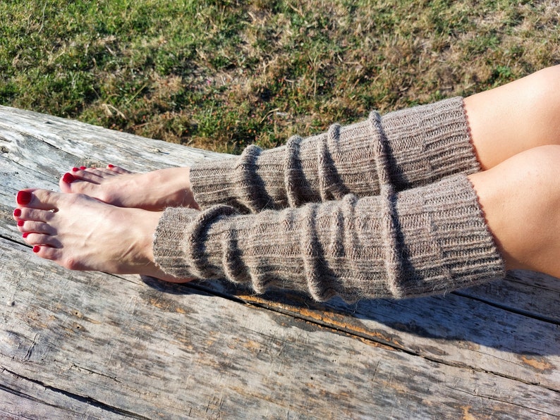 Jambières en laine d'alpaga italienne Chaussettes longues tricotées en laine épaisse Jambières hautes tissées Chaussettes de danse de yoga tongs Fabriqué en Italie image 1