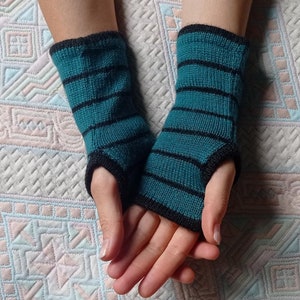 PURE Alpaca Wool Wrist Warmers; Short Alpaca Wool Arm Warmers; 100% Alpaca Wool Fingerless Gloves; Pulse Warmers Alpaca; Made in Italy