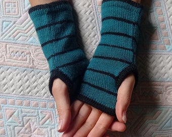 PURE Alpaca Wool Wrist Warmers; Short Alpaca Wool Arm Warmers; 100% Alpaca Wool Fingerless Gloves; Pulse Warmers Alpaca; Made in Italy
