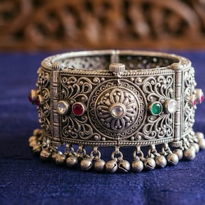 Bracelet manchette en argent oxydé, bracelet tribal vintage, large boho bohème, cadeau bijoux ethniques faits main pour femme