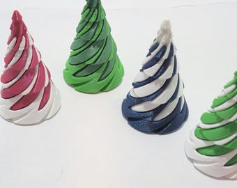 3D gedruckter Pass-Through Fidget Weihnachtsbaum (5,1 cm hoch)