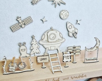 Wichteltür Holz Mondstation, Wichtel, Weihnachten, Vorweihnachtszeit, personalisiert mit Zubehör, Geschenkidee