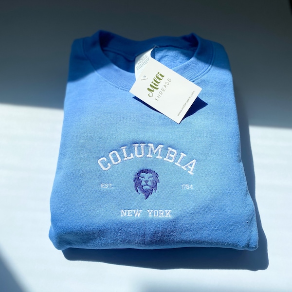 Embroidered Columbia New York Sweatshirt.