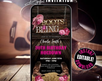 Puede incluir: Una invitación digital para una fiesta de cumpleaños número 30 con temática country western. La invitación presenta un fondo de madera con un letrero que dice "Boots & Bling". Hay flores rosas y botas de vaquero en la invitación. El texto de la invitación dice "Únete a nosotros para celebrar el 30 cumpleaños de Charlie Smith's Hoedown". La fecha y hora de la fiesta se enumeran como "Sábado 15 de junio 7PM-11PM". La ubicación de la fiesta se enumera como "Party on Central, 456 Disco Boulevard Funville". El número de RSVP es (123) 456-7890.
