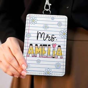 Presente personalizado de volta às aulas para professores, porta-carteira de couro personalizado para professores, acessórios personalizados para cordões de professores, materiais escolares para professores