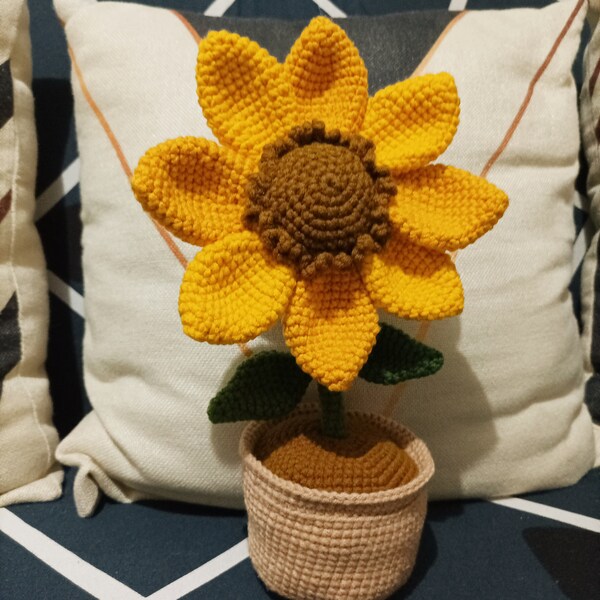 Crochet Sunflowers in the Pot handmade | Giftidea