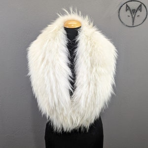 Fur collar Finn Raccoon beige golden color fluffy soft fur,, Gift for Woman and Man