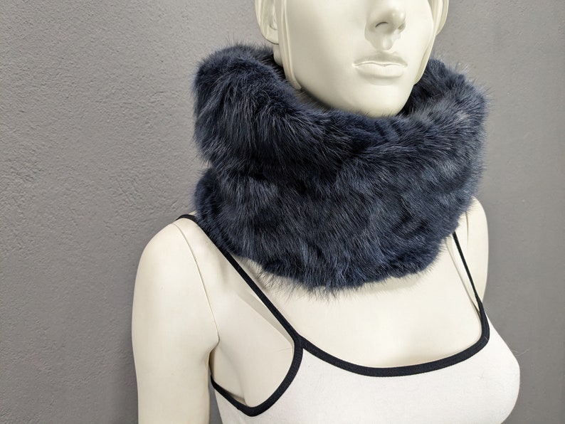 Fox fur cowl navy blue colour, Unisex fur neck warmer with elasic fabric, fur collar scarf.