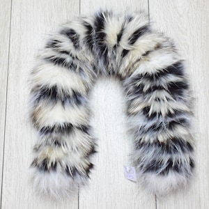 Fur trim hood, collar, gold brown colour Finn Raccoon fur fluffy detachable hood stripe, Womens Mens unisex gift. all sizes