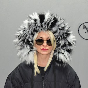 Fur trim for hood, collar, finn raccoon black whie colour, fluffy and warm detachable fur stripe, unisex coat fur accessory.