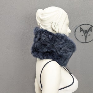 Fox fur cowl navy blue colour, Unisex fur neck warmer with elasic fabric, fur collar scarf.