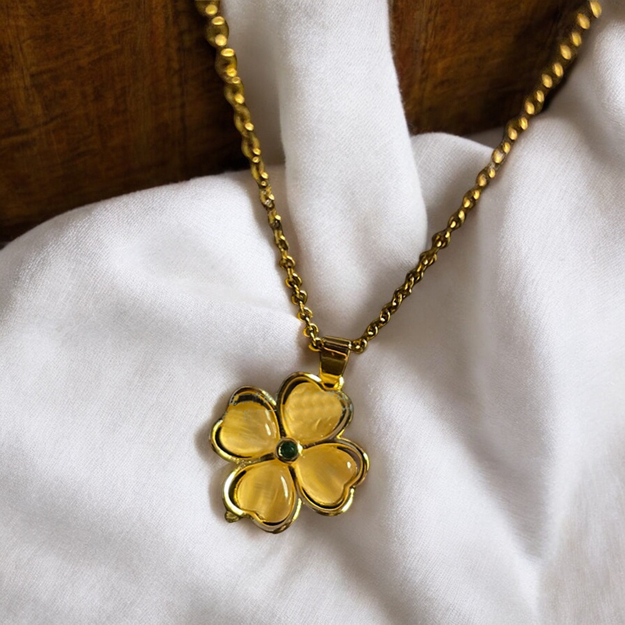 18k clover necklace gold - Etsy 日本
