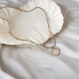 K18 Gold Necklace White Shell - Etsy