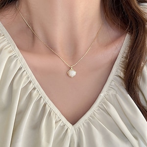 18K Gold White Shell Necklace, Mother Of Pearl Necklace, Dainty Necklace, Waterproof Stainless Steel Jewelry, Chain Necklace Minimalist Gift