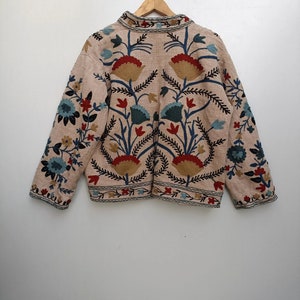 Suzani Embroidery WinterWear Jacket Womens Coat Quilted Jacket Ethnic Unisex Coat, Suzani Short Quilted Jacket zdjęcie 2