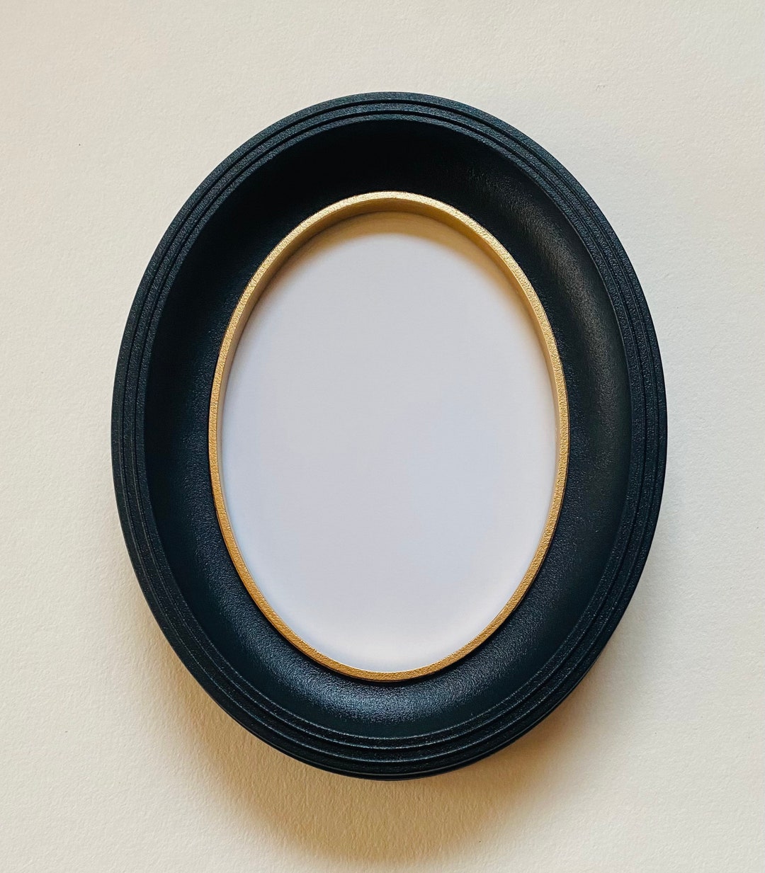Black Oval Frame 5x7 PLASTIC, Silhouette Frame, Disney Etsy