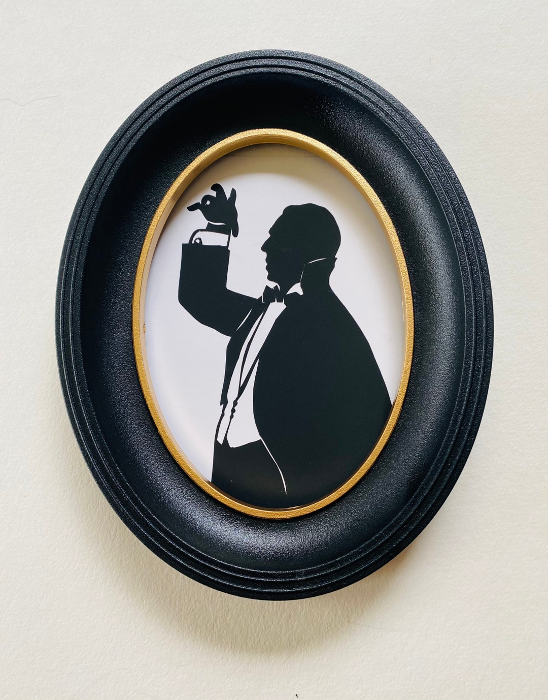 Dracula Bela Lugosi Hand Cut Silhouette Framed in a 5x7” Plastic Oval ...