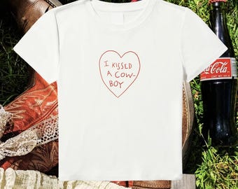 J'ai embrassé un t-shirt bébé cowboy, t-shirt bébé cowboy, t-shirt bébé le 4 juillet, t-shirt vintage, t-shirt bébé rétro, t-shirt western vintage graphique