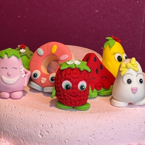 Fruit decoration for cakes, cake decoration