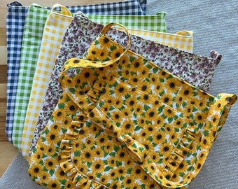 Handmade Floral Gingham Tote Bag with Pocket and Shoulder Bow | Cute Everyday Purse | Women's Handbag with Shoulder Strap | Summer Bag
