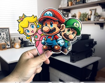 ちびマリオブラザーズ SVG バンドル: ルイージ、ピーチ、キノピオ (デジタルダウンロード)