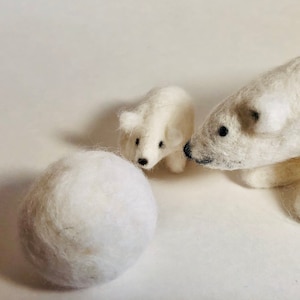 Needle Felted Polar Bear and Cub