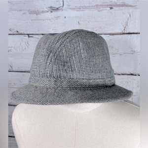London Fog Hat - Etsy display picture 1