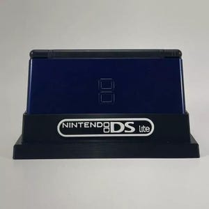 Nintendo DS Lite System Display/Stand/Holder - DISPLAY ONLY (Customize Colors)