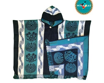 Alpaca Poncho green  Handcrafted by Indigenous Hands. Soft and warm with hood. One size and Unisex use.