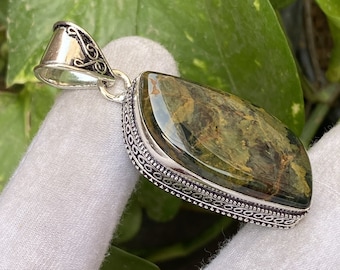 Antique Natural Moss Agate Vintage Pendant, Gemstone Pendant, Green Pendant, Sterling Silver Jewelry, Birthday Gift, Pendant For Wife