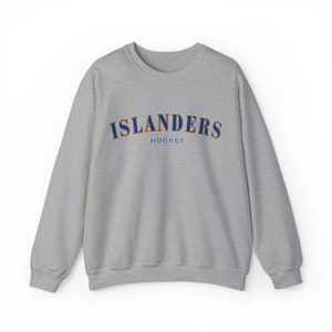 N€W York Islanders Fisherman Crewneck Sweatshirt  Islanders Hockey  Sweater, Retro Vintage Isles Pullover
