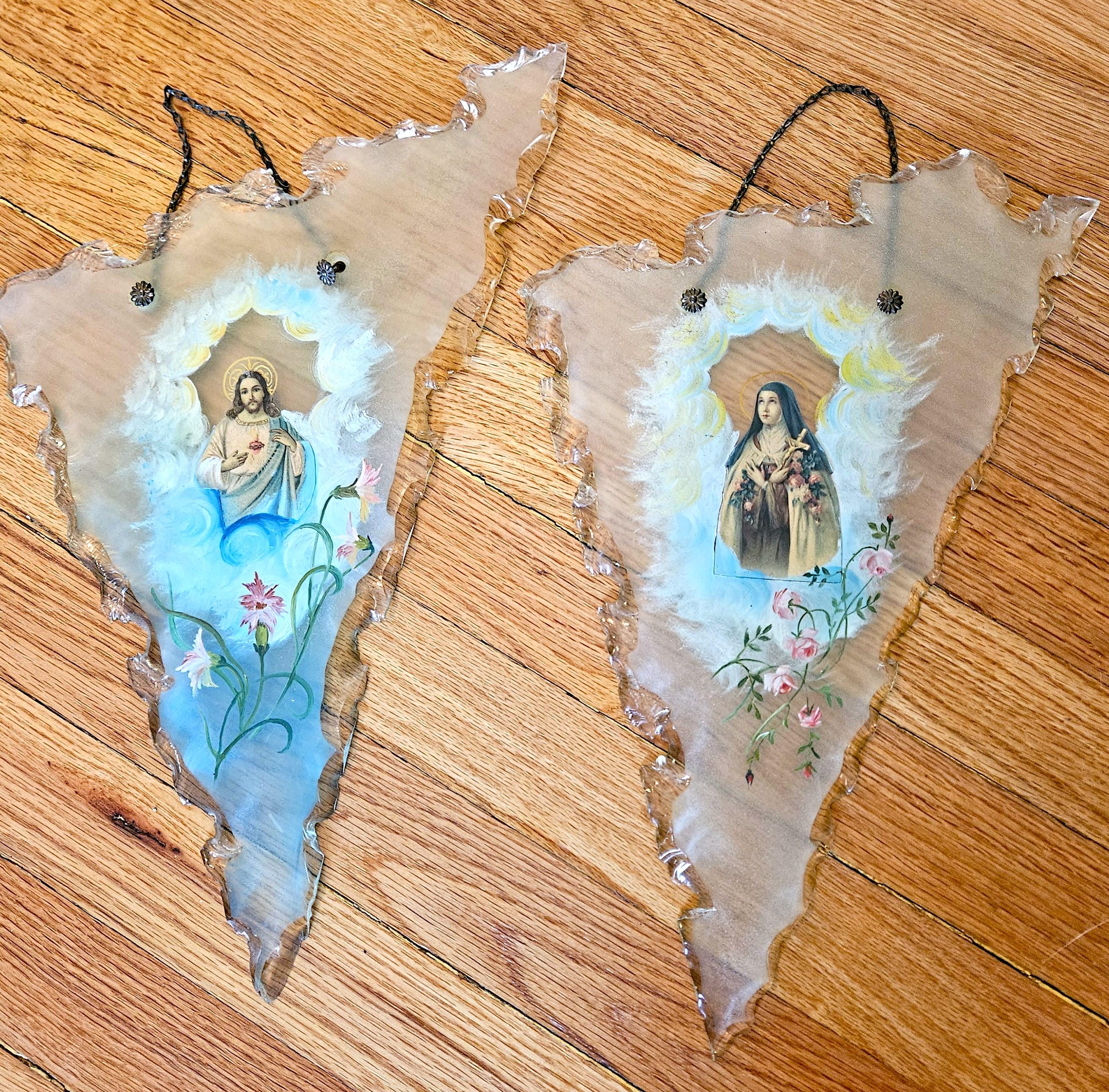 Vintage Sacred Heart Jesus & Virgin Mary Glass Wall Hangings – Unique ...