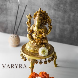 Brass Ganesh Statue, Handcrafted Vinayaka Sculpture for Home Decor and Mandir, Hindu God Idol, Antique Gold Color, 2 Kg