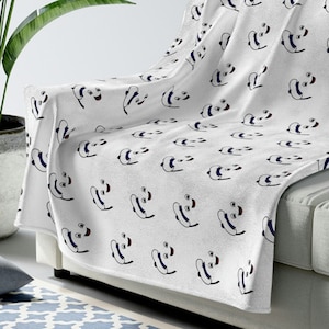 Stay Puft Ghostbusters Velveteen Plush Blanket, Cozy Movie Fan Throw, Ghostbusters Gift, Retro Film Lover Blanket