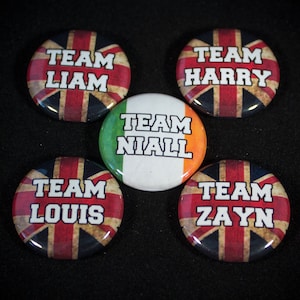 One Direction Flagge Button, 1-Zoll Pinback Button, Band Fan Merch, Sammler 1D Abzeichen, Musikliebhaber Geschenk, One Direction Pin