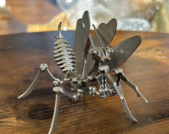 Handmade Stainless Steel Foldable arms and legs Mantis model Home Decorations model Indoor Gift Idea 9*9*4 inch