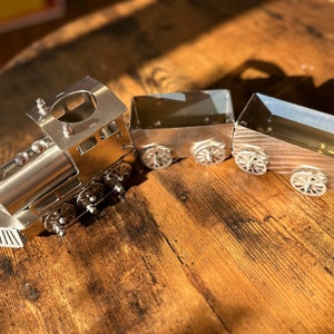 Handmade Metal Stainless Steel Train head Train Cabin Transport Train Pen Holder model Heavy Home Decorations model Indoor Gift Idea