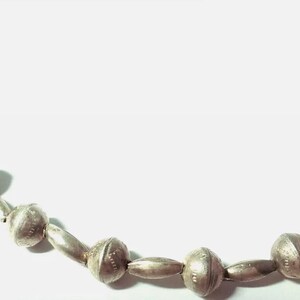 Vtg Sterling Silver SOUTHWEST Navajo Strung Bench Beads Necklace Lot 18&quot;