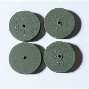 Cratex 7/8&quot; x 1/8&quot; w 1/16&quot; Arbor-Course Silikongummierte Polierscheiben 4 Stück